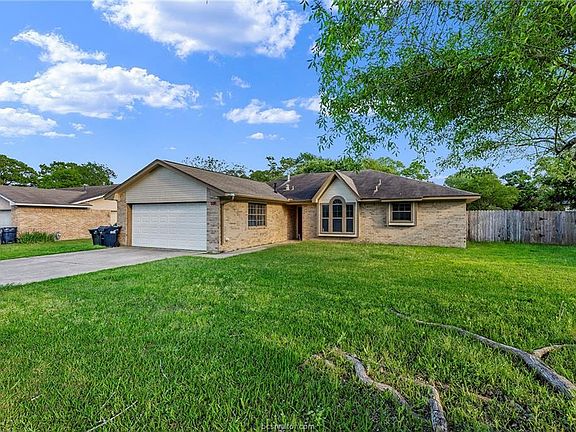 2nd image of 1210 Haddox Ct