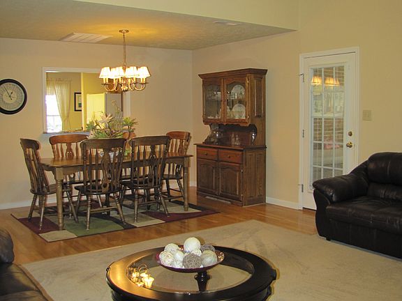 5th image of 7625 Breckenridge Ln
