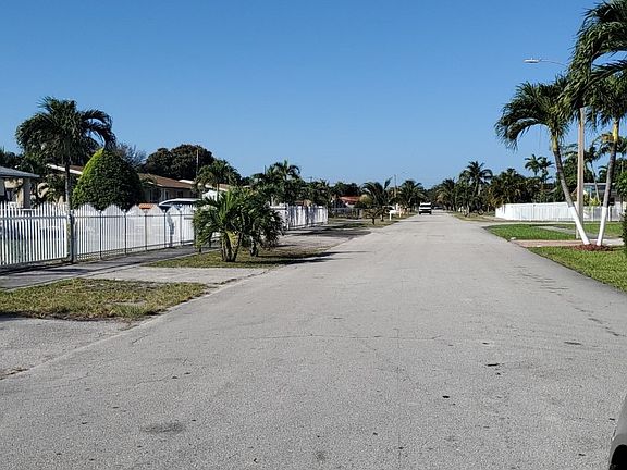 4th image of 5212 NW 168th Ter