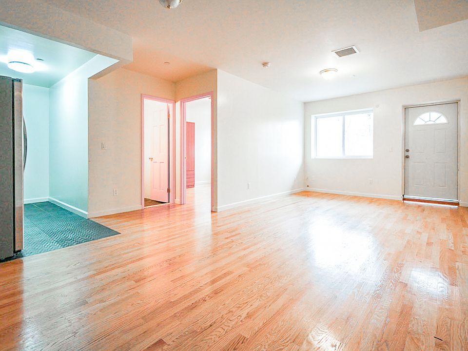 1st image of 245 Suydam St APT 3B