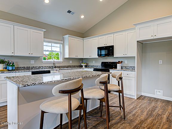 4th image of 10211 Lark Meadow Dr