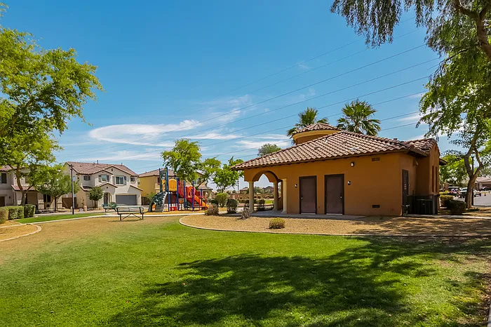 4813 W Leodra Ln — Photo 16