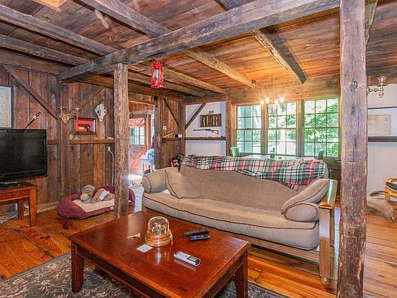 141,43,45 Skunk Lane