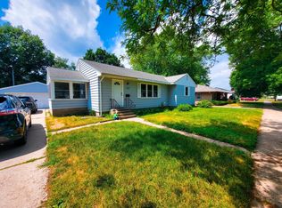 659 W 12th St, Winona, MN 55987