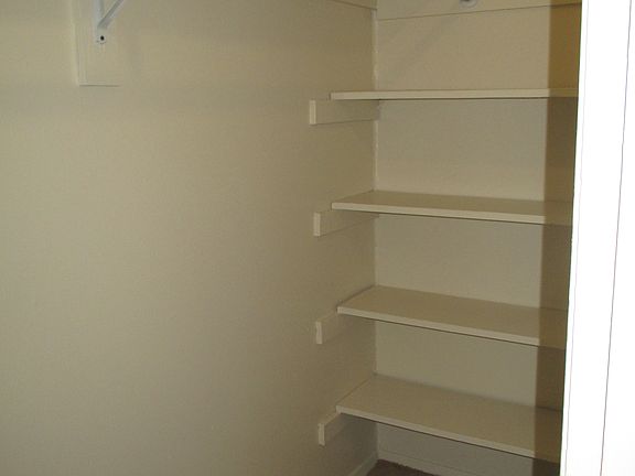 4th image of 5 Hasbrouck Dr APT G