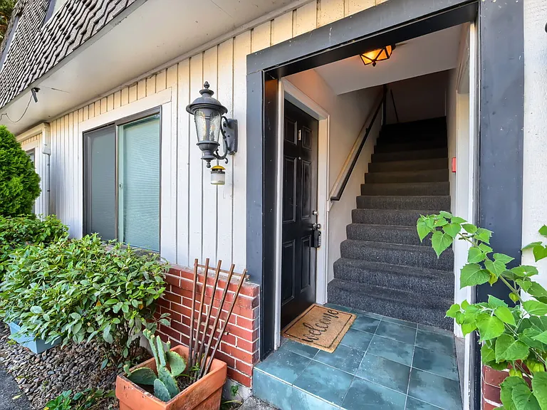 8065 N Ivanhoe St #1 — Photo 16