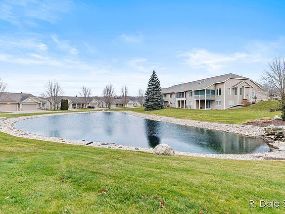 3rd image of 3814 Windsor Hill Dr #62