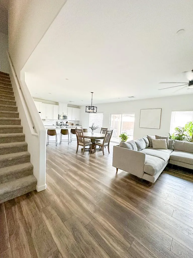 1614 Dakota Group Ave — Photo 2