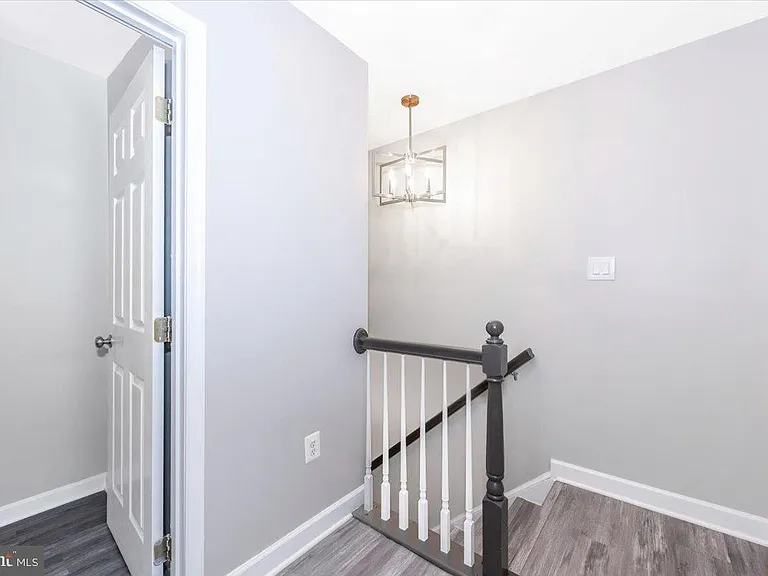 12284 Bandera Ln — Photo 29