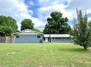 1600 Ranch Dr, Springdale, AR 72762