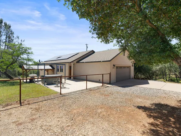3924 Pine Cone Dr, Rescue, CA 95672