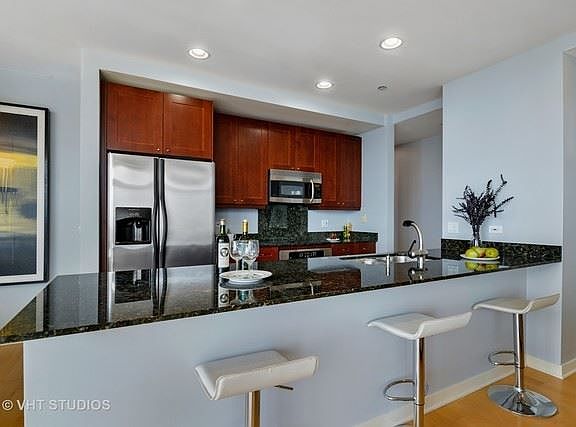 4th image of 737 W Washington Blvd APT 2508
