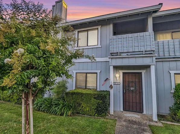 747 Saint Andrews Dr APT 2B, Valley Springs, CA 95252