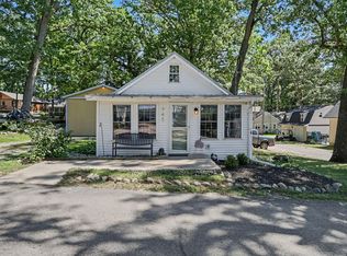 745 Waterfront Dr, Coldwater, MI 49036