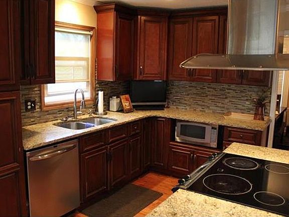 3rd image of 6713 E 125th Pl