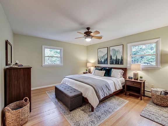 4th image of 14904 Claude Ln