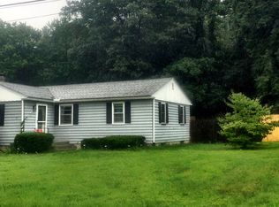 37 Paulk Ter, Springfield, MA 01128