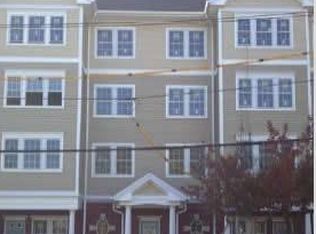 91 Clinton Ave UNIT 407, Bridgeport, CT 06605