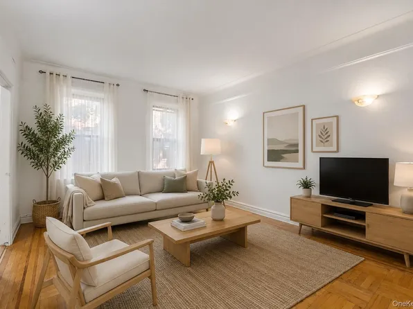 37-21 80th Street #3M, Jackson Heights, NY 11372