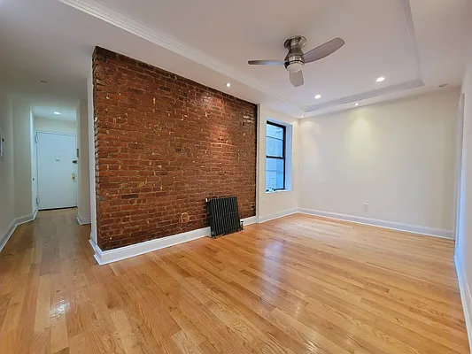 Rented by Compass | media 3