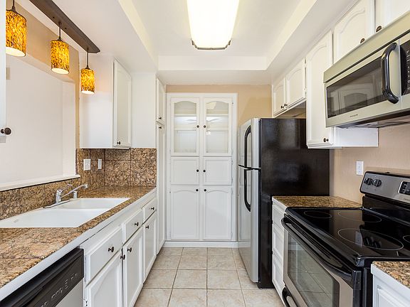 2nd image of 7807 Temple Ln