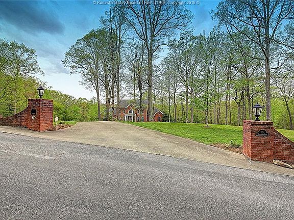 3rd image of 19 Woodberry Ln