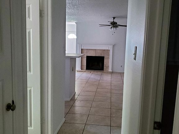 3rd image of 311 Regatta Ct #B