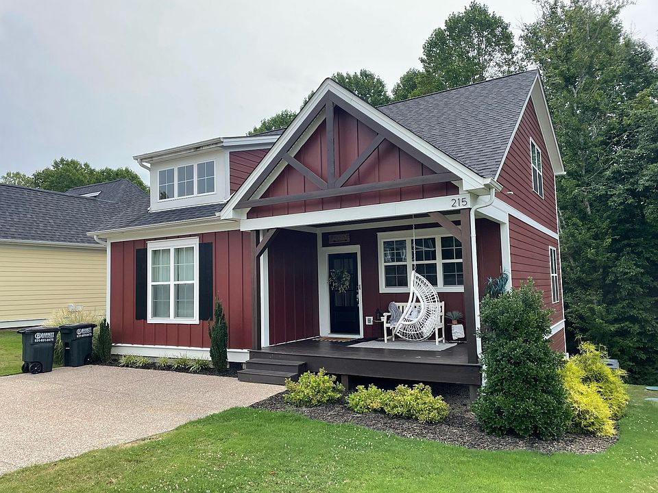 1st image of 215 Evans Dr