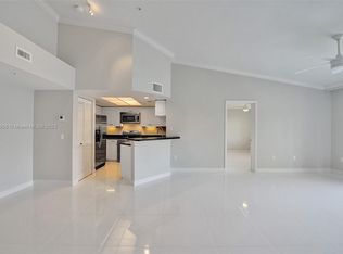 2131 SE 10th Ave #13, Fort Lauderdale, FL 33316
