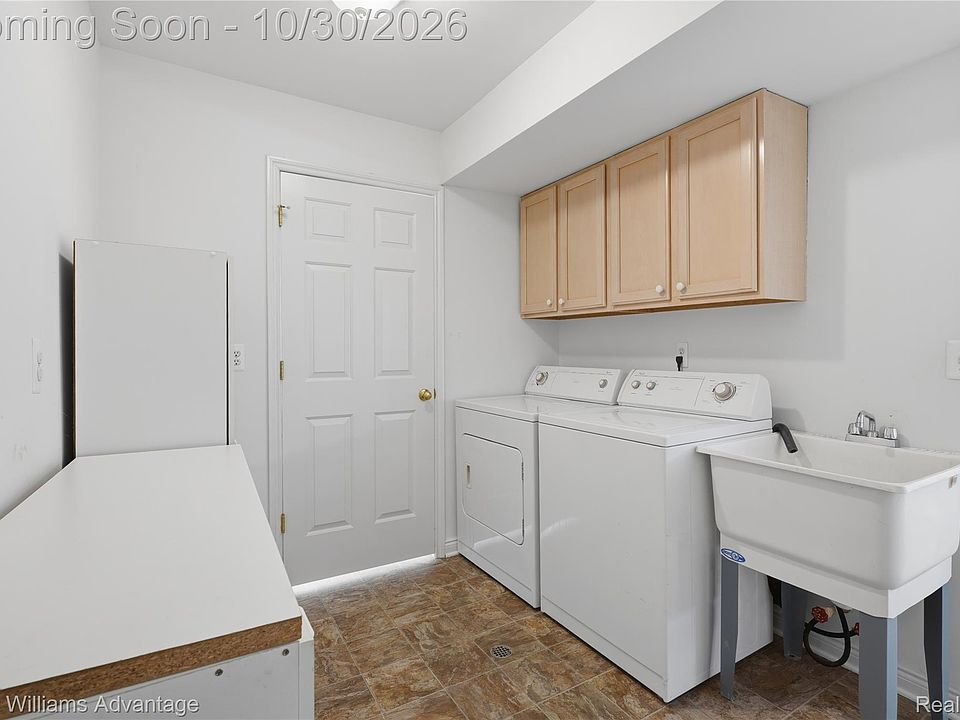 28342 Carlton Way Dr, photo 12