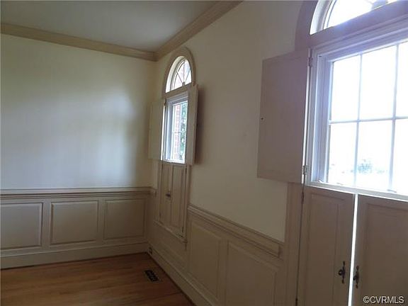 2nd image of 12607 Nightingale Dr