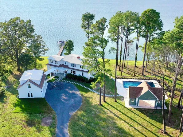 22540 Hardcastle Ln, Bozman, MD 21612