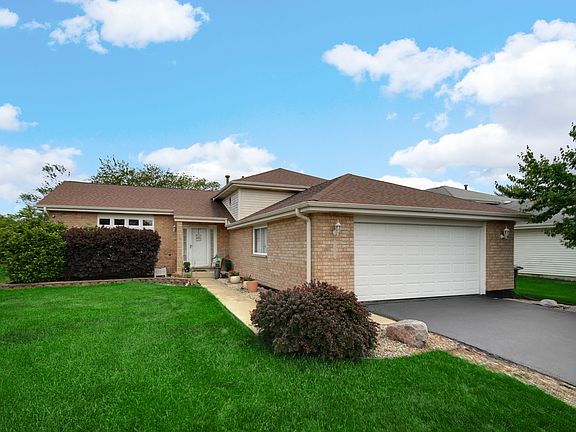 2nd image of 22897 Eastwind Dr