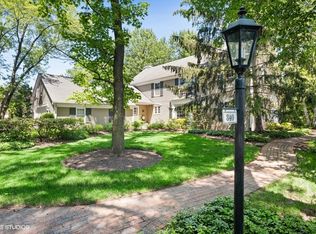 840 Greenacres Ln, Glenview, IL 60025
