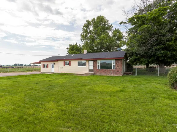 5695 Market Rd, Marsing, ID 83639