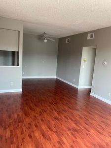 4441 Woodman Ave #304, Sherman Oaks, CA, 91423