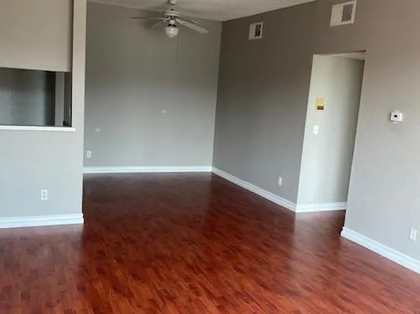 4441 Woodman Ave #304, Sherman Oaks, CA 91423