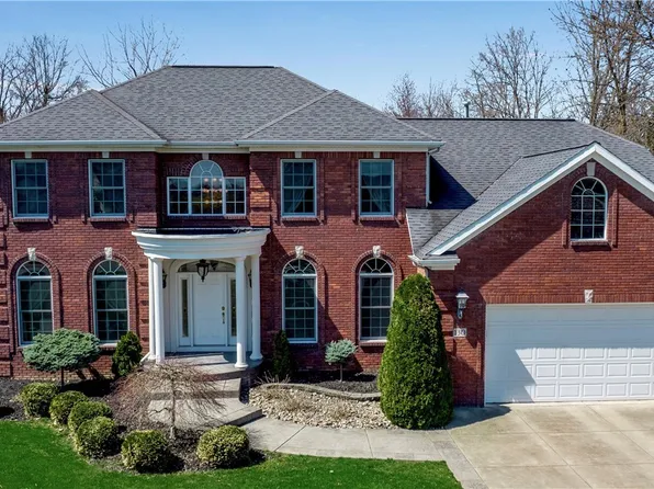 130 Landings Dr, Amherst, NY 14228