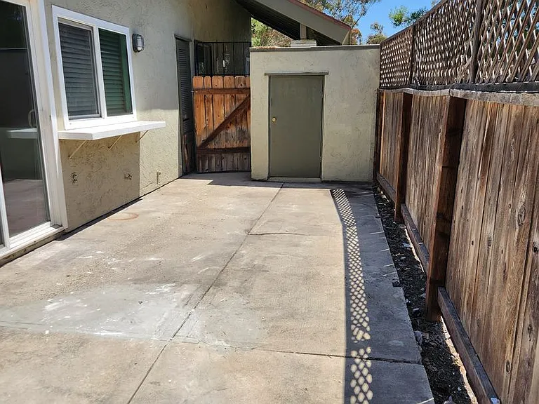 11087 Clairemont Mesa Blvd — Photo 9