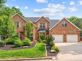 230 Country Bluff Dr, Branson, MO 65616