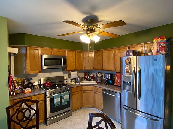 3rd image of 30 Temple Ct