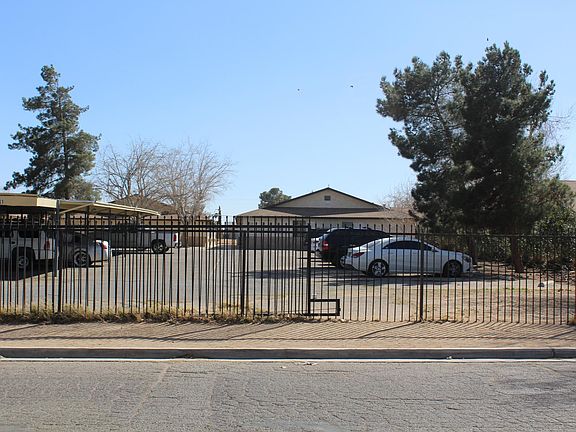 3rd image of 11663 White Ave #9