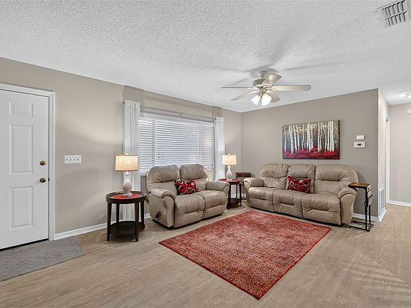 3rd image of 10255 SE 178TH PLACE