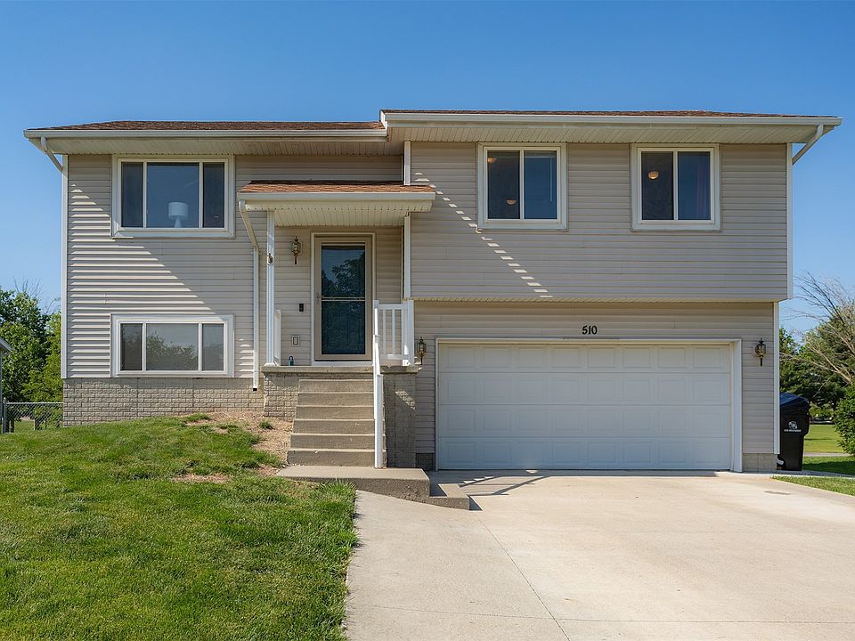 1st image of 510 SE Aster Ct