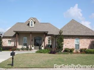 1009 Woodview Dr, Morgan City, LA 70380