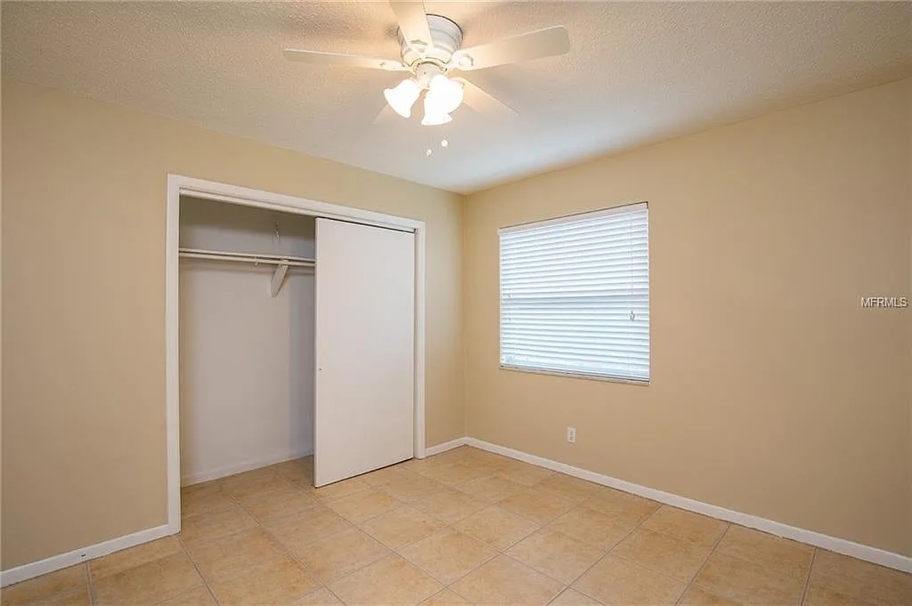 2 bed, 700 sqft, $1,400 — Photo 3