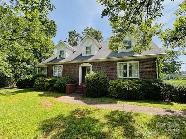 266 Hudlow Rd, Forest City, NC 28043