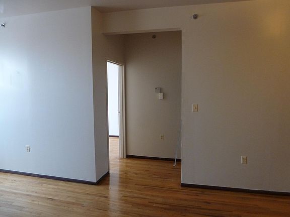 3rd image of 88 Grafton Ave APT 2A