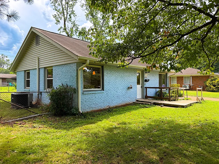 3503 Bluegrass Rd SW — Photo 16