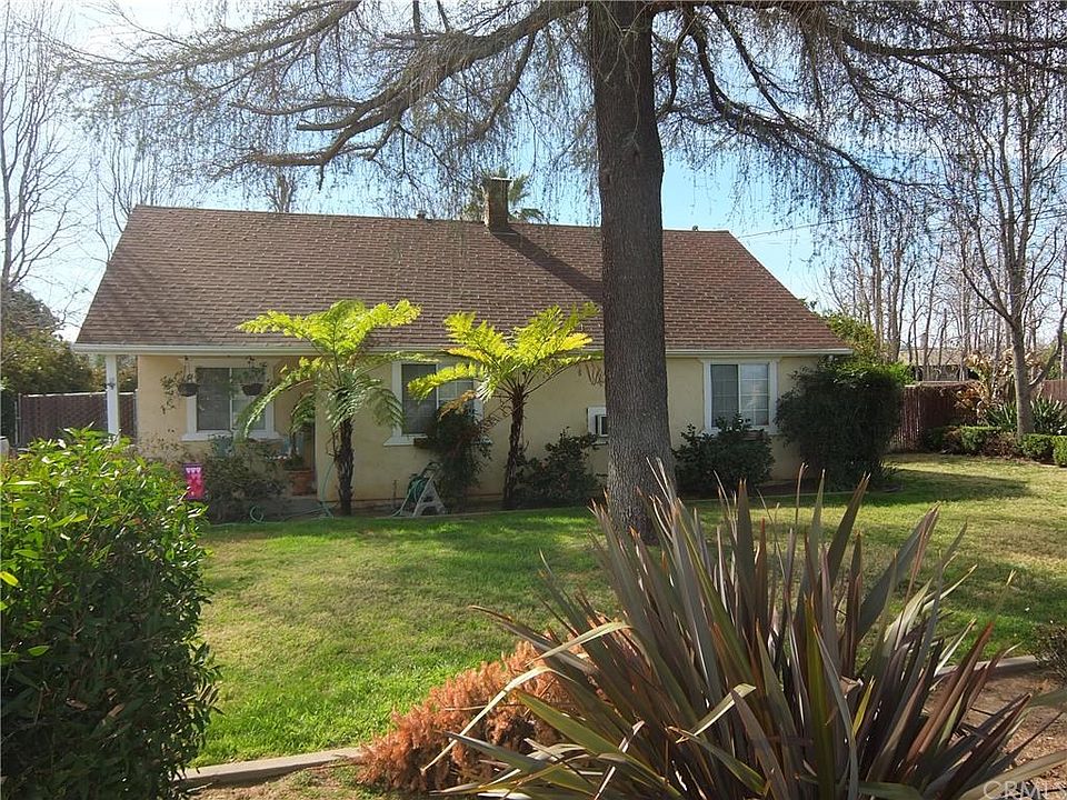 1st image of 26547 Park Ave